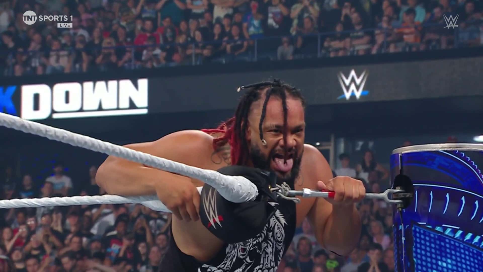 Jacob Fatu fait ses débuts à WWE SmackDown.