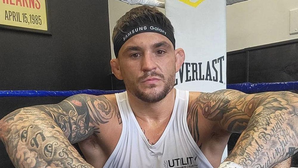 Dustin Poirier tease un possible retour dans l'octogone après avoir envisagé la retraite.