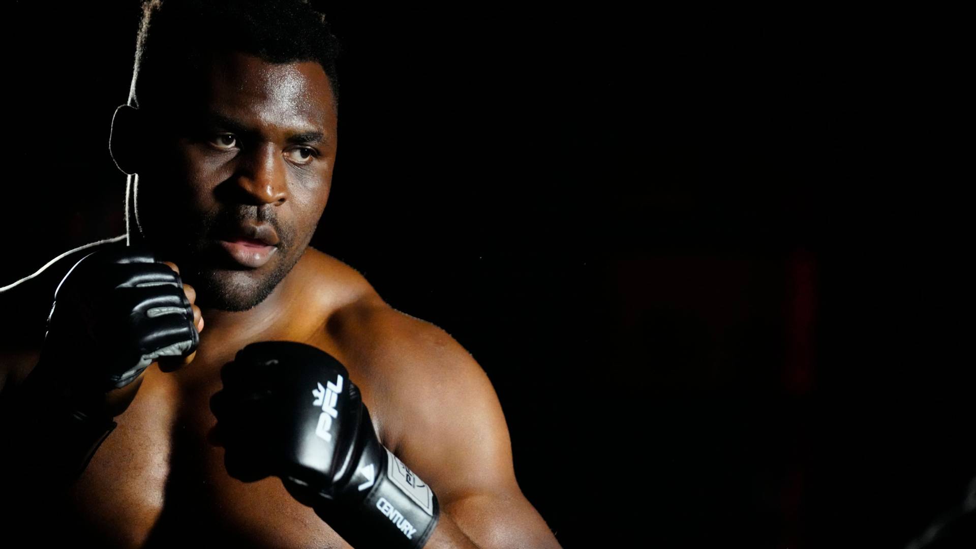 Francis Ngannou compare son adversaire à Cyril Gane