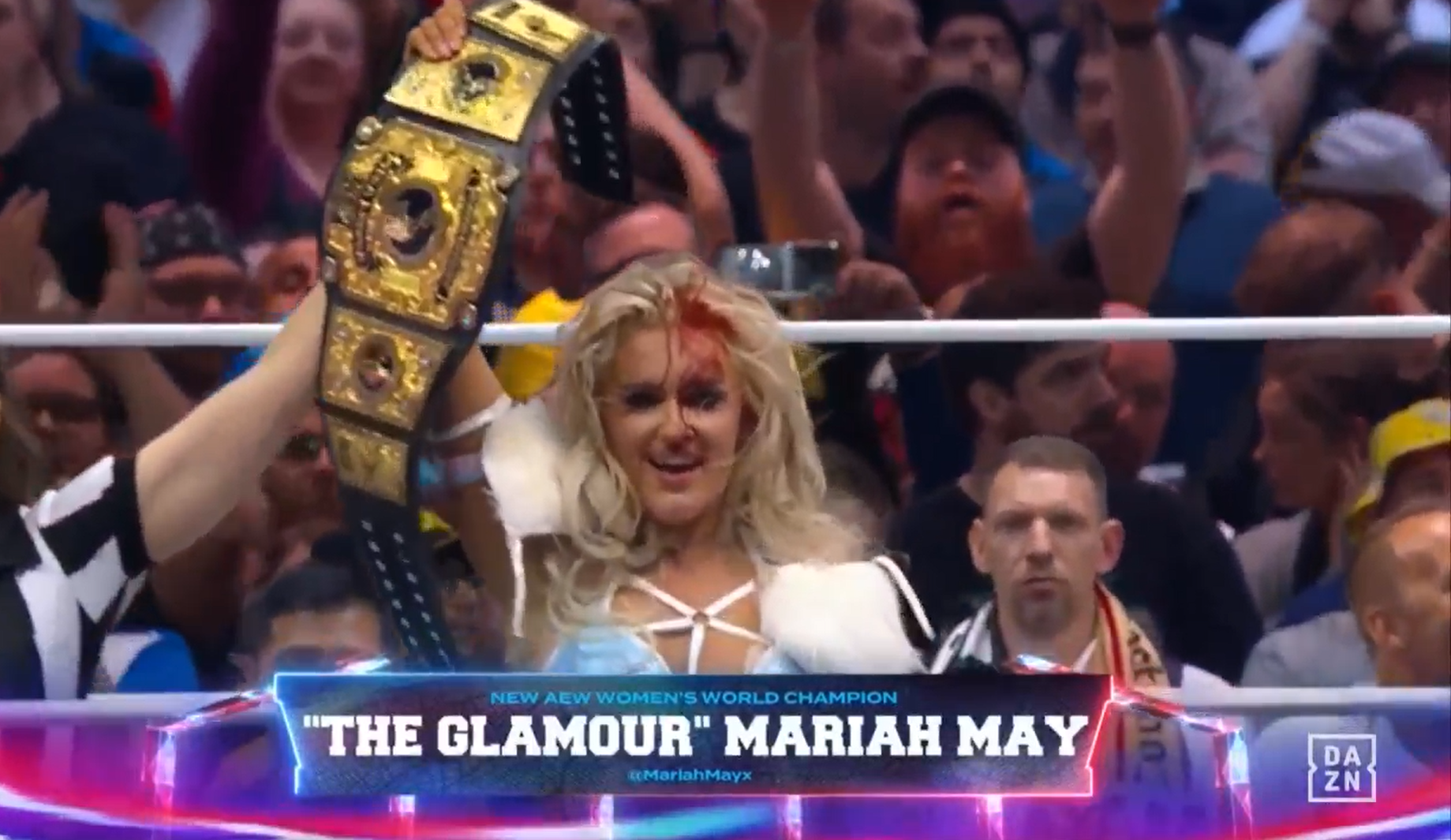 Mariah May bat Toni Storm et devient championne du monde à AEW All In 2024.