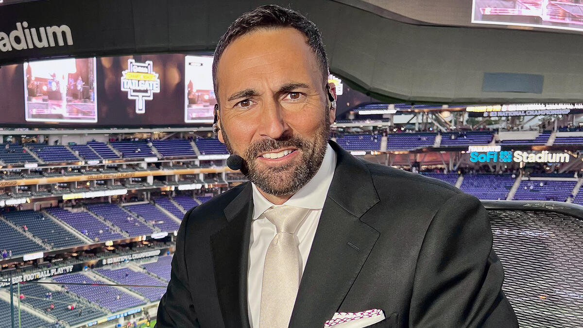 joe tessitore wwe commentateur