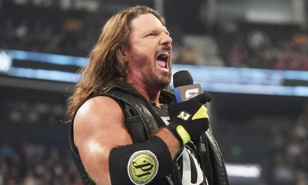 AJ Styles blessé lors de son retour à WWE SmackDown.