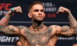 Cody Garbrandt espère re-signer avec l'UFC après son combat contre Miles Johns, mais "l'argent parle"