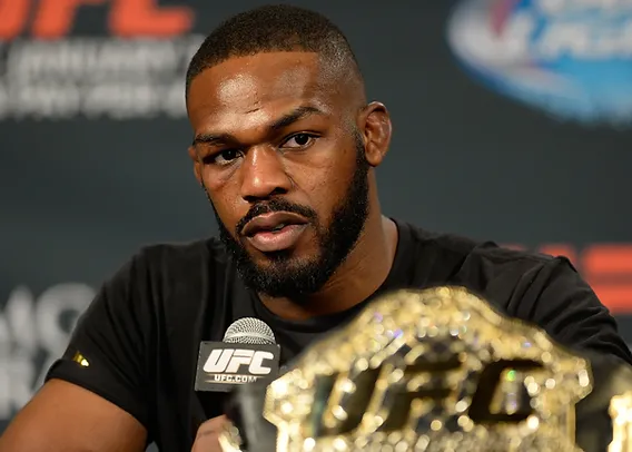 Jon Jones fait un aveu avant son retour à l’UFC 309 : bien qu’il ne soit plus aussi fort qu’avant, il compte sur son intelligence et son expérience pour dominer Miocic.